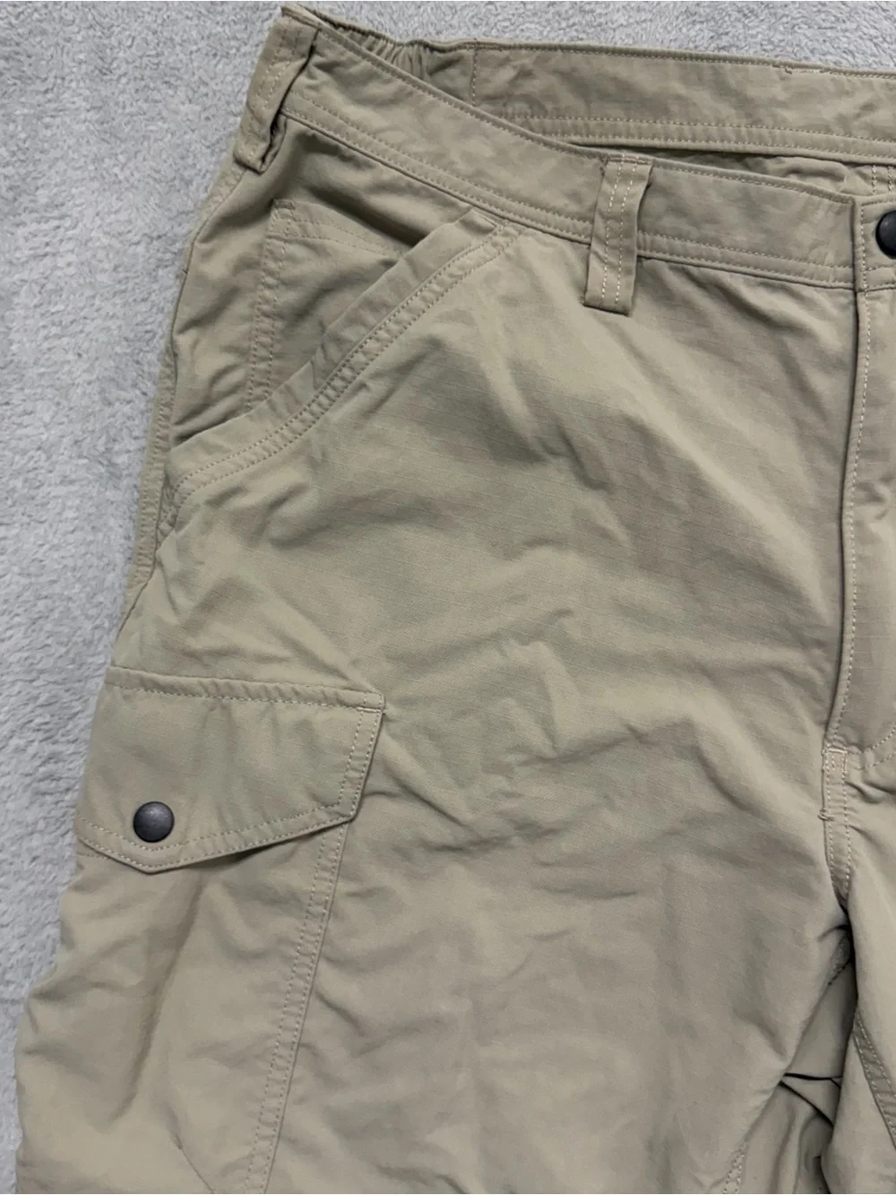 Duluth Trading Shorts Mens 40 Tan Armachillo Cargo Cooling Ripstop Paratrooper